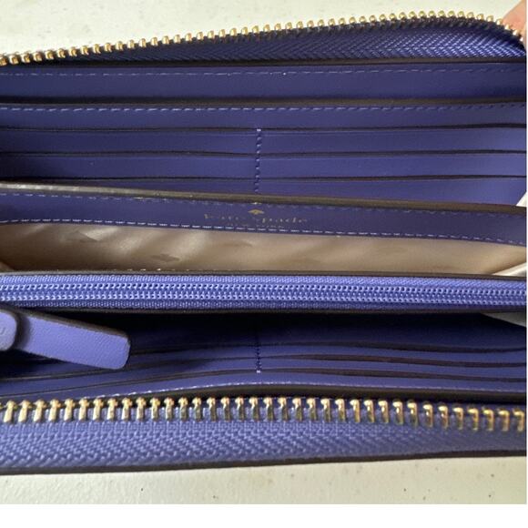 NWOT Kate Spade Neda Make a Splash Continental Stripes Red Sunglasses Wallet - Picture 4 of 4